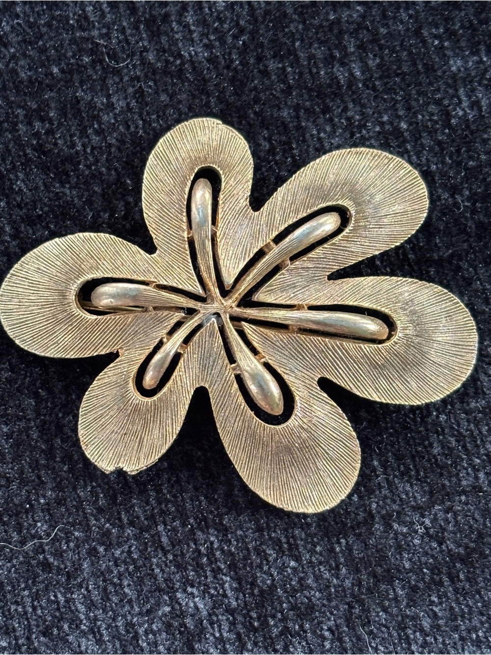Vintage Alan J. Gold Tone Leaf Brooch Signed